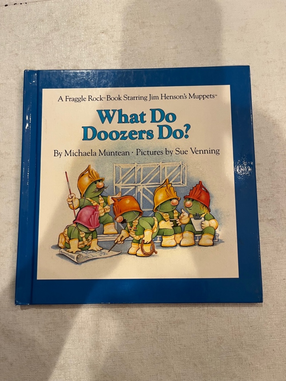 Vintage 1984 What Do Doozers Do? Fraggle Rock Children's Book. So nostalgic!